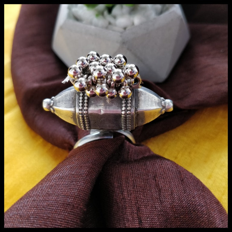 Pure Silver Oorvi Ring